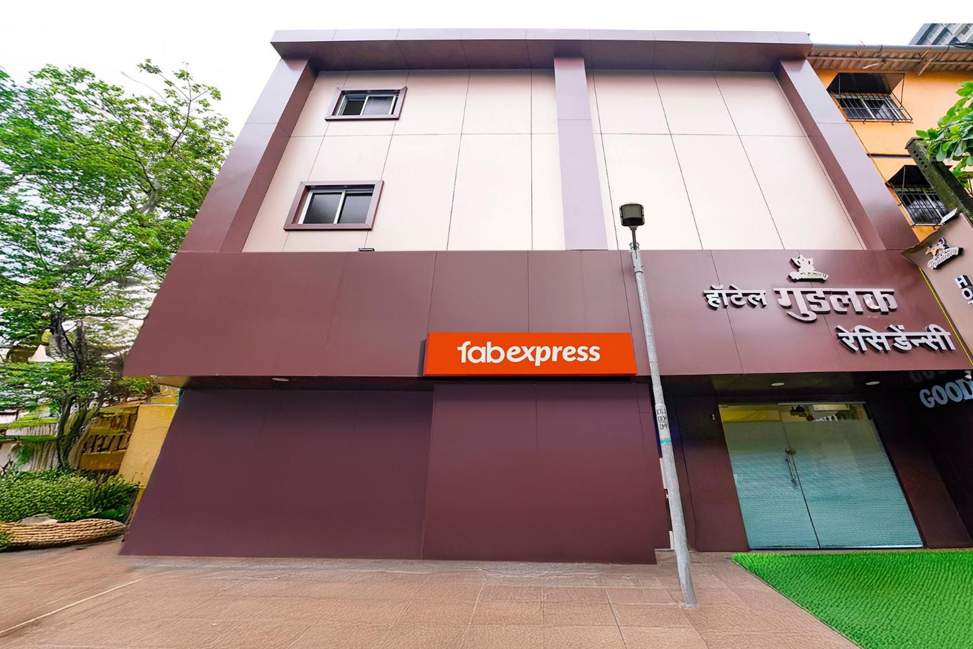 Fabexpress Good Luck Residency - Nr Nesco Exhibition Center Hotel Mumbai Exterior photo